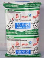 牛奶（伊利牌）