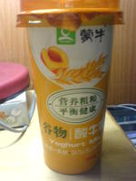 蒙牛谷物酸牛奶（燕麦+黄桃）
