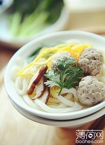 鱼丸粗面(含汤)