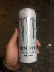 Monster 魔爪超越碳酸能量饮料