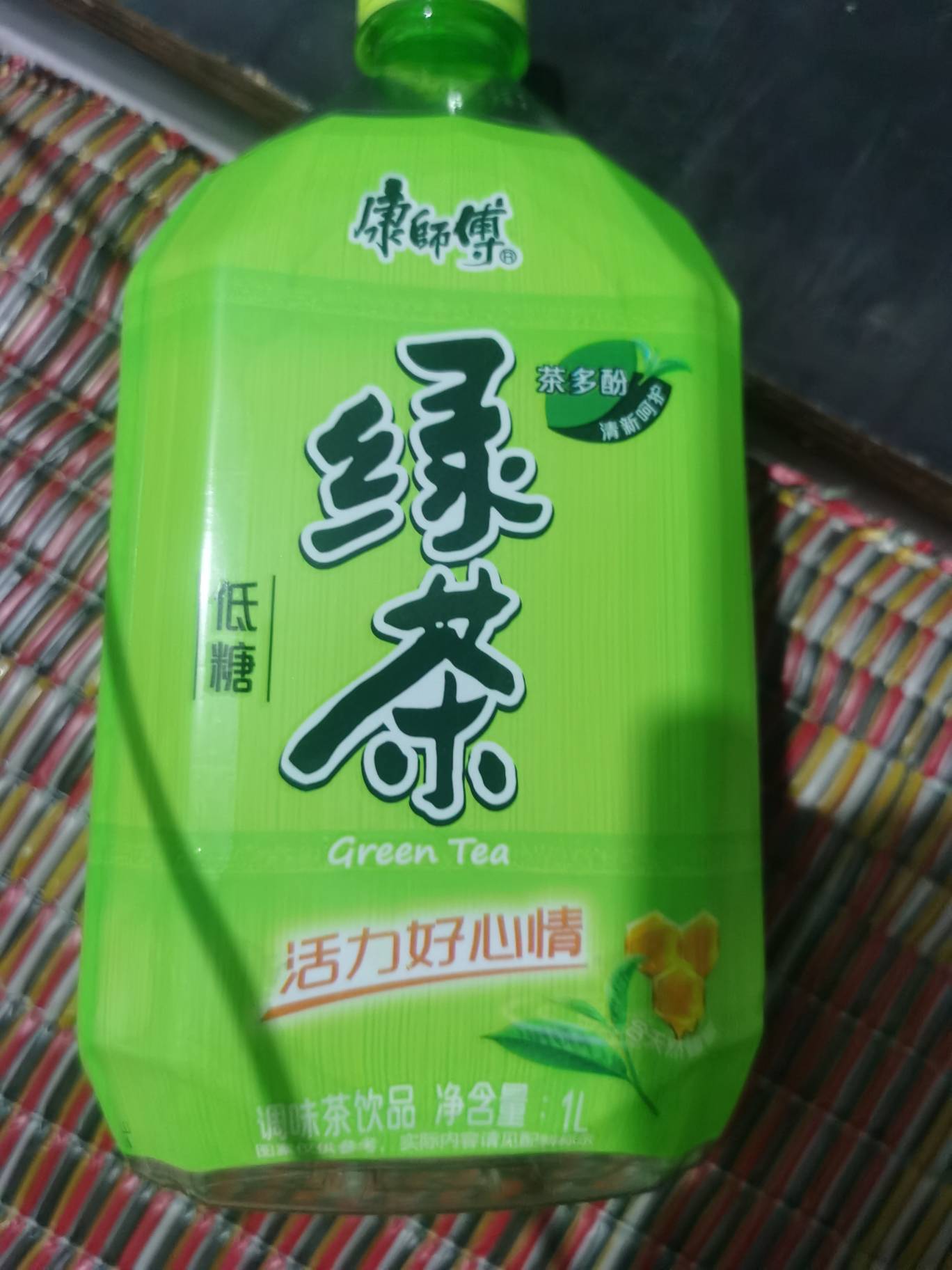 康師傅綠茶低糖的熱量和減肥功效