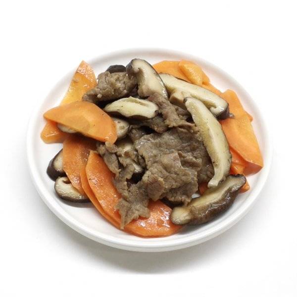 胡萝卜蘑菇炒牛肉